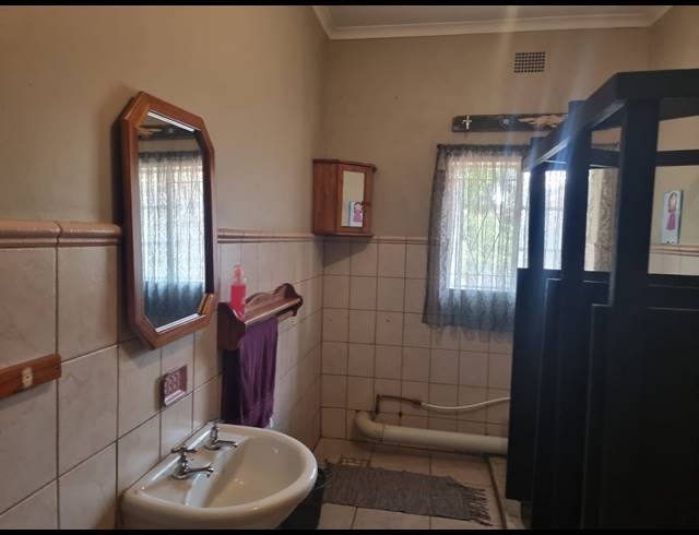 4 BEDROOM HOUSE FOR SALE IN BO-DORP